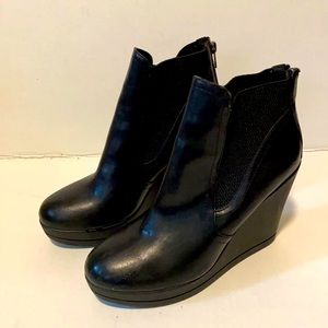 Zigi Soho Black Wedge Booties